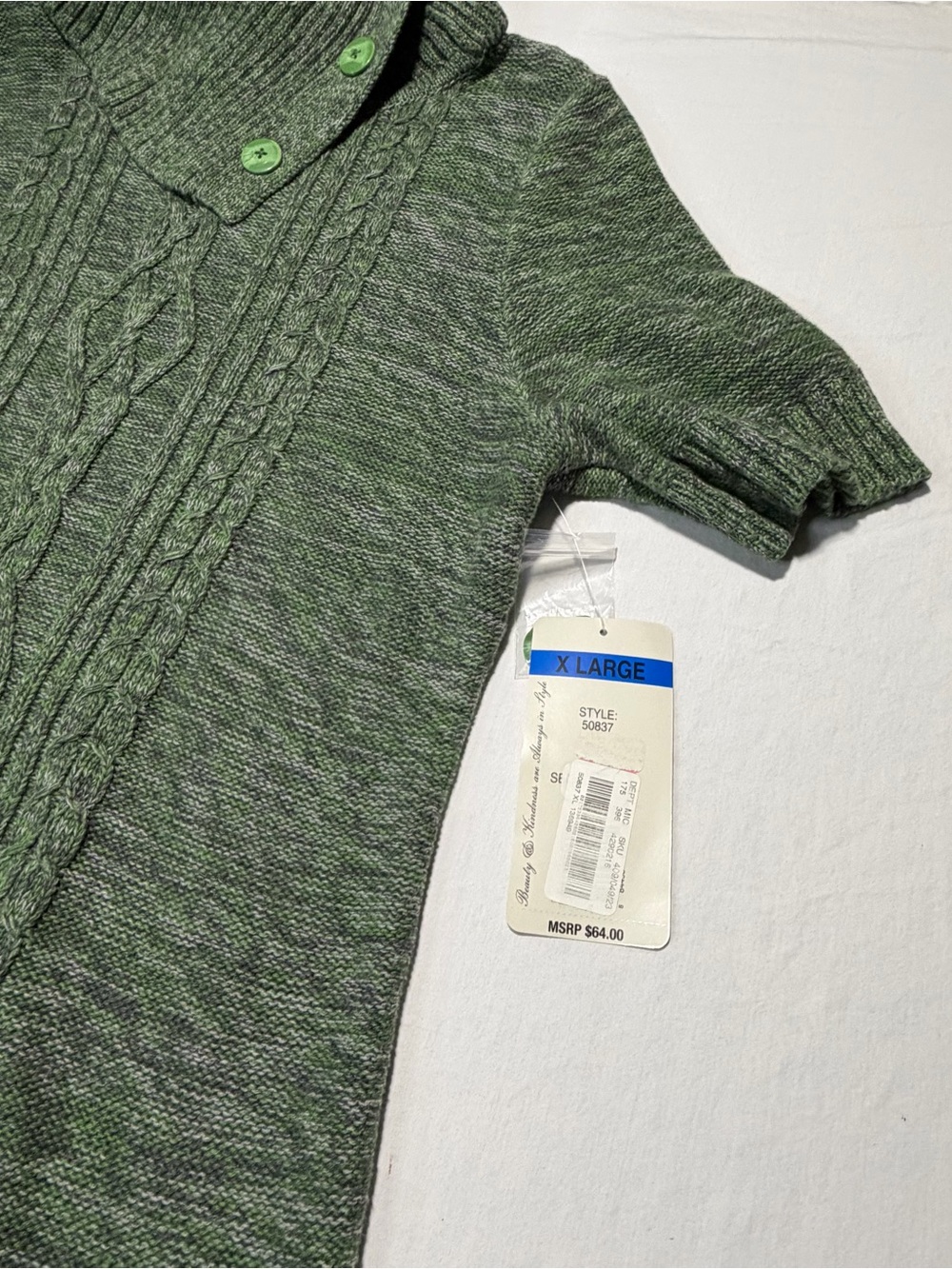 Green Cable-Knit Short Sleeve Sweater Dress - Picture 2 of 7
